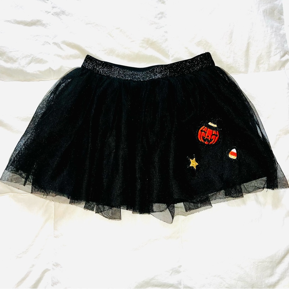 5/$25 10/$40 Children’s Place Halloween Patches Tulle Skirt